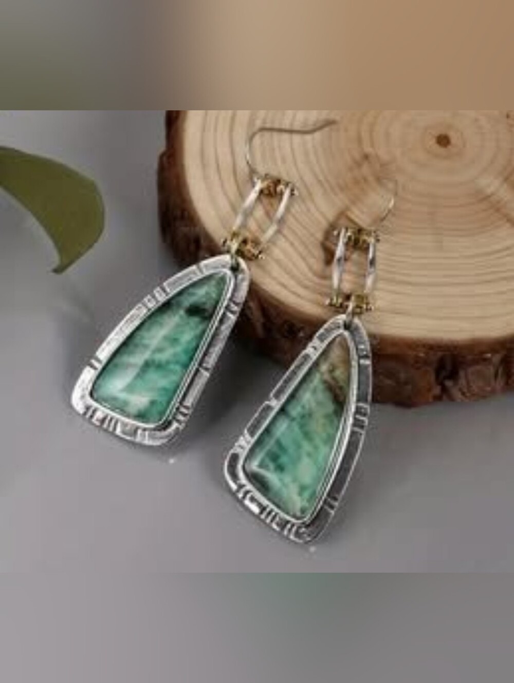 Gorgeous Boho Green Stone Drop Earrings-NEW!!